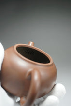 Load image into Gallery viewer, 125ml Bianhu Nixing Teapot by Li Wenxin 坭兴李文新扁壶