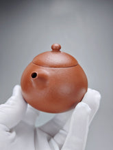 Load image into Gallery viewer, Zhuni Dahongpao Xishi Yixing Teapot 朱泥大红袍西施 125ml