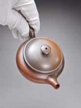 Load image into Gallery viewer, 125ml Fanggu Nixing Teapot with Yaobian by Li Wenxin 李文新泥兴阴阳仿古壶