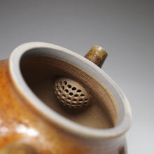 Load image into Gallery viewer, Wood Fired Bale Shuiping Nixing Teapot 柴烧泥兴芭乐水平 126ml