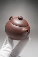 Load image into Gallery viewer, Lao Zini Xishi Yixing Teapot 老紫泥西施 130ml