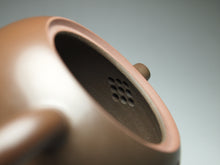 Load image into Gallery viewer, 130ml Xishi Nixing Teapot with Yaobian by Li Wenxin 李文新泥兴阴阳西施