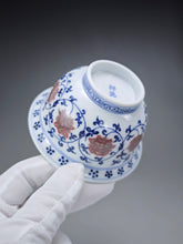 Load image into Gallery viewer, Qinghua Youlihong Fanggu Jingdezhen Porcelain Gaiwan 青花釉里红缠枝花卉盖碗