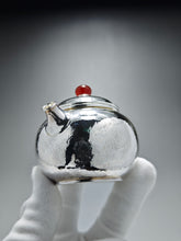 Load image into Gallery viewer, 999 Pure Silver Handmade Fanggu Teapot 全手工纯银999仿古壶 130ml