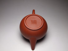 Load image into Gallery viewer, Zhuni Shuiping Yixing Teapot 朱泥水平 130ml
