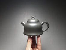 Load image into Gallery viewer, 130ml Dark Grey Jinzhong Nixing Teapot by Li Wenxin 李文新金钟壶