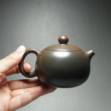 Load image into Gallery viewer, 130ml Xishi Nixing Teapot with Yaobian by Li Wenxin 李文新泥兴阴阳西施