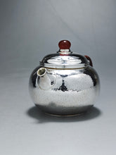 Load image into Gallery viewer, 999 Pure Silver Handmade Fanggu Teapot 全手工纯银999仿古壶 130ml