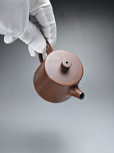 Load image into Gallery viewer, 130ml Tall Shipiao Teapot by Li Wenxin 李文新泥兴高石瓢壶