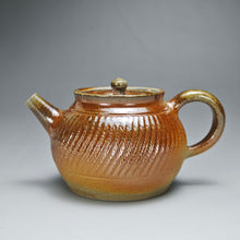 Load image into Gallery viewer, Wood Fired Tiaodao Nixing Teapot by Li Wenxin 李文新柴烧跳刀 130ml