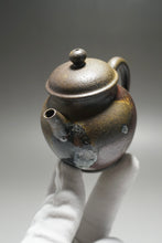 Load image into Gallery viewer, Wood Fired Handpicked TianQingNi Zhihu Yixing Teapot 柴烧天青泥执壶 130ml