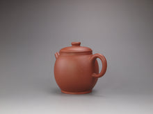 Load image into Gallery viewer, Zhuni Tall Julunzhu Yixing Teapot 朱泥高巨轮珠 135ml