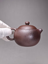 Load image into Gallery viewer, Wood Fired Lao Zini Xishi Yixing Teapot 柴烧老紫泥西施 135ml