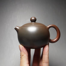 Load image into Gallery viewer, 135ml Xishi Nixing Teapot by Li Wenxin 坭兴西施壶