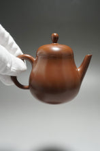 Load image into Gallery viewer, 140ml Tall Pear Nixing Teapot by Li Wenxin 李文新高梨形坭兴壶