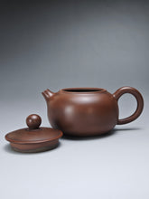 Load image into Gallery viewer, 135ml Round Nixing Teapot by Li Wenxin 李文新异性西施