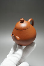 Load image into Gallery viewer, Zhuni Dahongpao New Pear Yixing Teapot 朱泥大红袍梨形 140ml