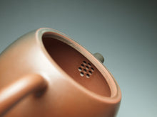 Load image into Gallery viewer, 140ml Dragon Egg Nixing Teapot with Yaobian by Li Wenxin 李文新泥兴阴阳龙蛋