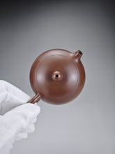 Load image into Gallery viewer, 140ml Xishi Nixing Teapot by Li Wenxin 李文新泥兴西施