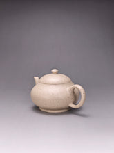 Load image into Gallery viewer, Baiyuduan Pear with Base Yixing Teapot 白玉段梨形壶 140ml
