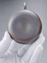 Load image into Gallery viewer, Wood Fired Melon Dicaoqing Yixing Teapot 柴烧紫泥瓢瓜 140ml