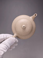 Load image into Gallery viewer, Baiyuduan Pear with Base Yixing Teapot 白玉段梨形壶 140ml