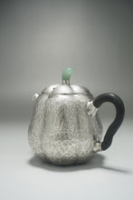 Load image into Gallery viewer, 999 Pure Silver Handmade Mellon Teapot 全手工纯银999壶 140ml