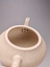 Load image into Gallery viewer, Baiyuduan Pear with Base Yixing Teapot 白玉段梨形壶 140ml