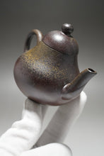 Load image into Gallery viewer, Wood Fired Lao Zini Siting Yixing Teapot 柴烧老紫泥思亭 145ml