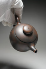 Load image into Gallery viewer, 145ml Julunzhu Nixing Teapot by Li Wenxin 李文新坭兴壶