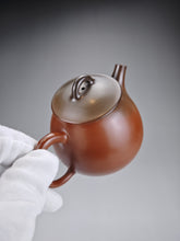 Load image into Gallery viewer, 145ml Oval Nixing Teapot with Yaobian by Li Wenxin 李文新阴阳梨形