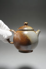 Load image into Gallery viewer, Wood Fired Round Nixing Teapot by Li Wenxin 李文新柴烧坭兴壶 145ml