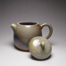 Load image into Gallery viewer, Dafengjiang Wood Kiln Fired Melon Nixing Teapot no.2 大风江柴烧泥兴壶 150ml
