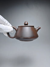 Load image into Gallery viewer, 150ml Shipiao Nixing Teapot 坭兴石瓢壶 by Wu Sheng Sheng