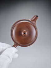 Load image into Gallery viewer, 150ml Wide Julunzhu Nixing Teapot by Li Wenxin 李文新巨轮珠