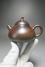 Load image into Gallery viewer, Wood Fired Lao Zini Gourd Yixing Teapot 柴烧五号井紫泥匏瓜 150ml