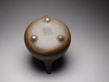 Load image into Gallery viewer, Wood Fired Huangjin Duan Tall Shipiao Yixing Teapot 柴烧黄金段高石瓢 150ml