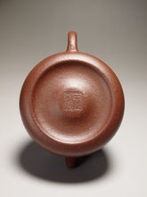 Load image into Gallery viewer, Fully Handmade Lao Duanni Jinglan Yixing Teapot by Wang Kaili 全手工王凯丽制老段泥井栏 150ml