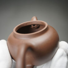Load image into Gallery viewer, Handpicked TianQingNi Shiyuan Yixing Teapot 天青泥柿圆 150ml