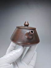 Load image into Gallery viewer, 150ml Shipiao Nixing Teapot 坭兴石瓢壶 by Wu Sheng Sheng