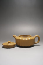 Load image into Gallery viewer, Fully Handmade Huang Duanni Zhoupan by Zhang Jie 全手工张杰黄段泥周盘 150ml