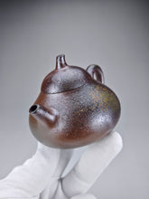 Load image into Gallery viewer, Wood Fired Lao Zini Mellon Yixing Teapot 柴烧老紫泥匏瓜 150ml