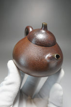 Load image into Gallery viewer, Wood Fired Lao Zini Gourd Yixing Teapot 柴烧五号井紫泥匏瓜 150ml