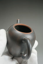 Load image into Gallery viewer, Julunzhu Nixing Teapot by Wu Sheng Sheng 坭兴吴盛胜巨轮珠 150ml