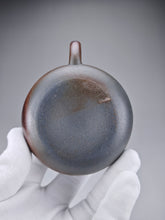 Load image into Gallery viewer, Wood Fired Lao Zini Mellon Yixing Teapot 柴烧老紫泥匏瓜 150ml