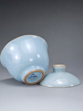 Load image into Gallery viewer, Azure Ruyao Yuanbao Gaiwan 汝窑天青元宝盖碗