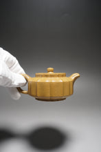 Load image into Gallery viewer, Fully Handmade Huang Duanni Zhoupan by Zhang Jie 全手工张杰黄段泥周盘 150ml