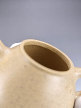 Load image into Gallery viewer, Fully Handmade Benshan Duanni Shipiao with Carving By Hu Haojie 胡浩杰全手工本山段泥平盖石瓢 150ml