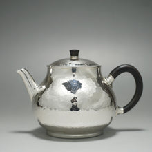 Load image into Gallery viewer, 999 Pure Silver Handmade Elegant Teapot no.2 全手工纯银999壶 150ml