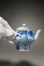 Load image into Gallery viewer, Qinghua Duck and Lotus Jingdezhen Fine Porcelain Teapot by Master KuangShi 150ml